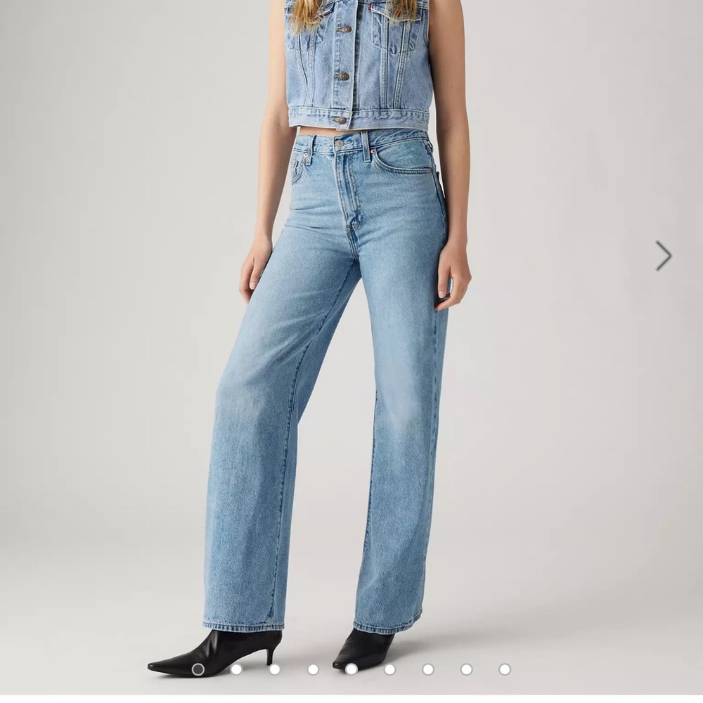 Women's Blue Jeans